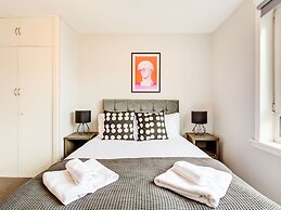 Graceful Apartment in Greenock near Newark Castle