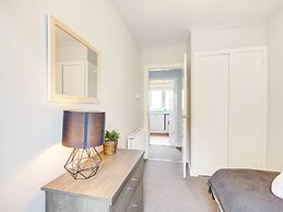 Graceful Apartment in Greenock near Newark Castle