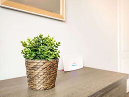 Graceful Apartment in Greenock near Newark Castle