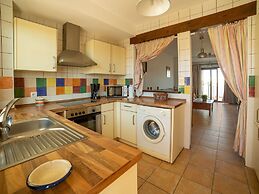 Charming Apartment in Palomares With Private Terrace