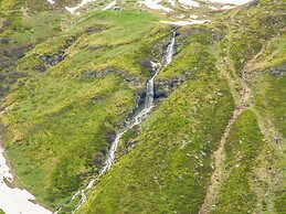 Beachside Getaway w/ Garden