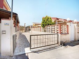 Beachside Getaway w/ Garden