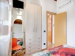 Beachside Getaway w/ Garden