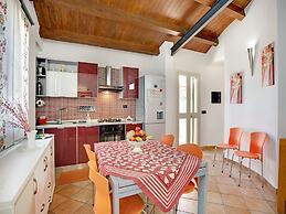 Beachside Getaway w/ Garden