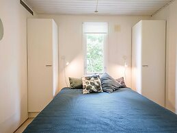 Cozy Cottage Retreat in Bork Havn-by Traum