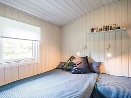 Cozy Cottage Retreat in Bork Havn-by Traum