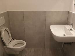 Holiday Apartment near Lake, Shared Swimming Pool