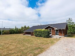 6 Person Holiday Home in Tarm