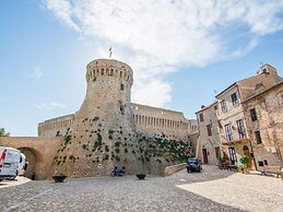 Pretty Apartment in Ascoli Piceno with Hot Tub