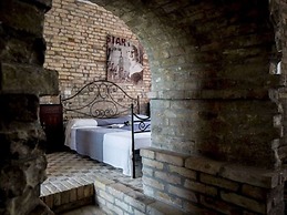 Pretty Apartment in Ascoli Piceno with Hot Tub