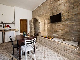 Pretty Apartment in Ascoli Piceno with Hot Tub
