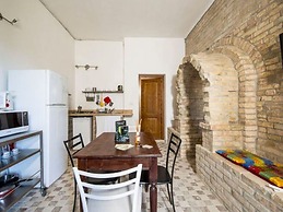 Pretty Apartment in Ascoli Piceno with Hot Tub