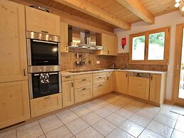 Luxury Chalet with Hot Tub in La Tzoumaz