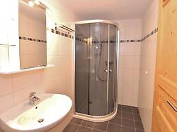 Luxury Chalet with Hot Tub in La Tzoumaz