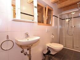 Luxury Chalet with Hot Tub in La Tzoumaz