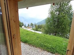 Luxury Chalet with Hot Tub in La Tzoumaz