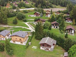 Luxury Chalet with Hot Tub in La Tzoumaz