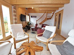 Luxury Chalet with Hot Tub in La Tzoumaz