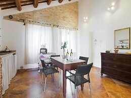 Scenic Apartment in Ascoli Piceno with Hot Tub