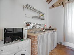 Scenic Apartment in Ascoli Piceno with Hot Tub