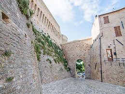 Scenic Apartment in Ascoli Piceno with Hot Tub