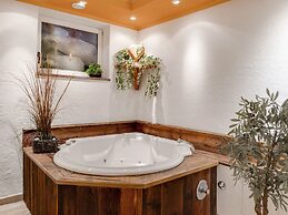 Spacious Apartment in Grobarl With Sauna