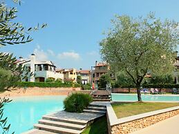 Nice Apartment on Ground Floor near Peschiera