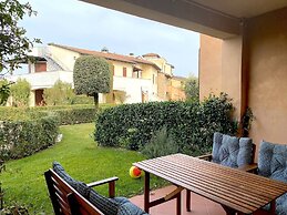 Nice Apartment on Ground Floor near Peschiera