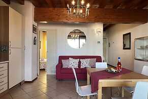 Nice Apartment on Ground Floor near Peschiera