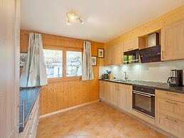New Chalet With Sauna