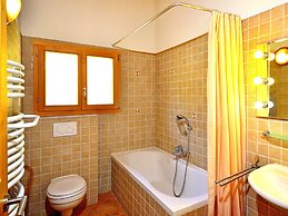 New Chalet With Sauna