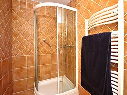 New Chalet With Sauna
