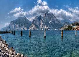 Nice Ground Floor Apartment Located near Peschiera