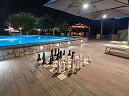 Farmhouse for 16 People in Lazio