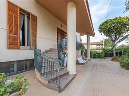 Marvellous Holiday Home near Palermo with Pool & Garden