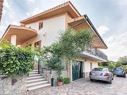 Marvellous Holiday Home near Palermo with Pool & Garden