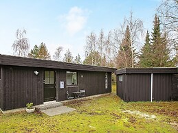 6 Person Holiday Home in Vaeggerlose