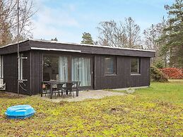 6 Person Holiday Home in Vaeggerlose