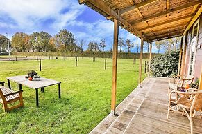 Fantastic Modern Vacation Home With Views