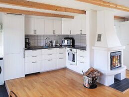 Rustic Retreat in Smaland-by Traum