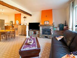 Charming Holiday Home in Houyet Near Forest
