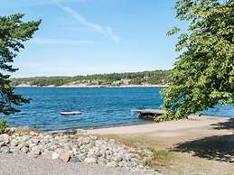 6 Person Holiday Home in Stromstad