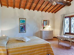 Belvilla by OYO Fienile Sonia