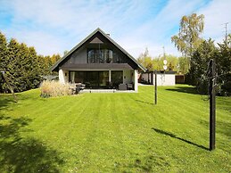 12 Person Holiday Home in Vaeggerlose