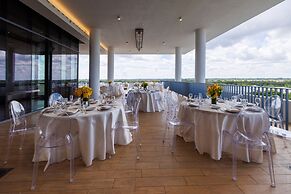 AC Hotel Fort Lauderdale Sawgrass Mills / Sunrise