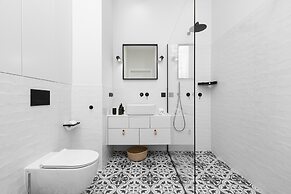 Apartment Warsaw Targowa by Renters