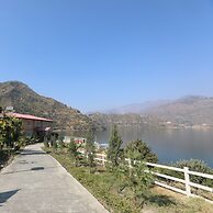 Le ROI Floating Huts & Eco Rooms