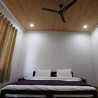 Le ROI Floating Huts & Eco Rooms