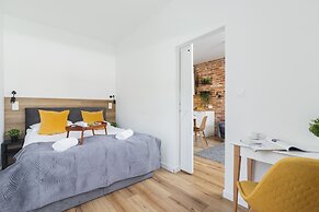 Old Town Rakowicka by Renters