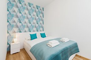 Old Town Rakowicka by Renters